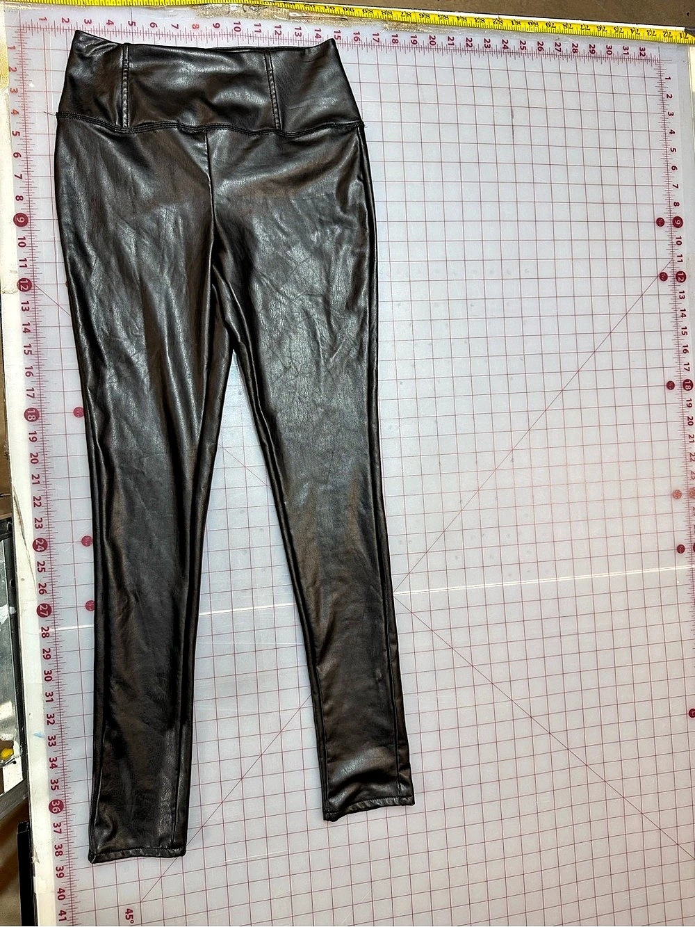 Ookie & Lola Faux Leather Leggings Black Small - great for Halloween - Picture 1 of 2